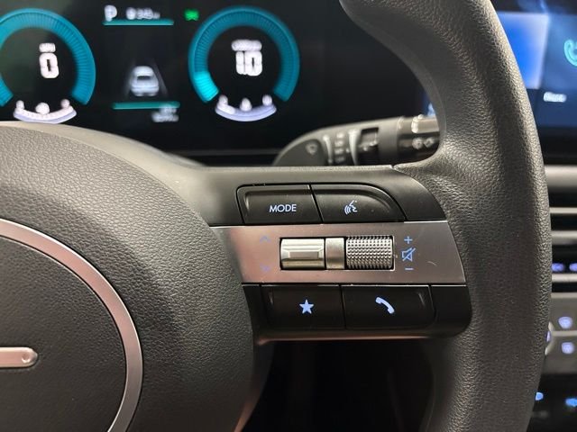 Certified Used 2025 White Hyundai SE image 16