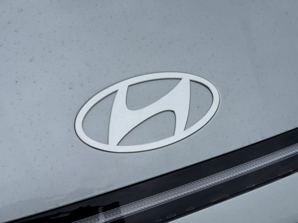 Used 2026 Silver Hyundai SE image 6