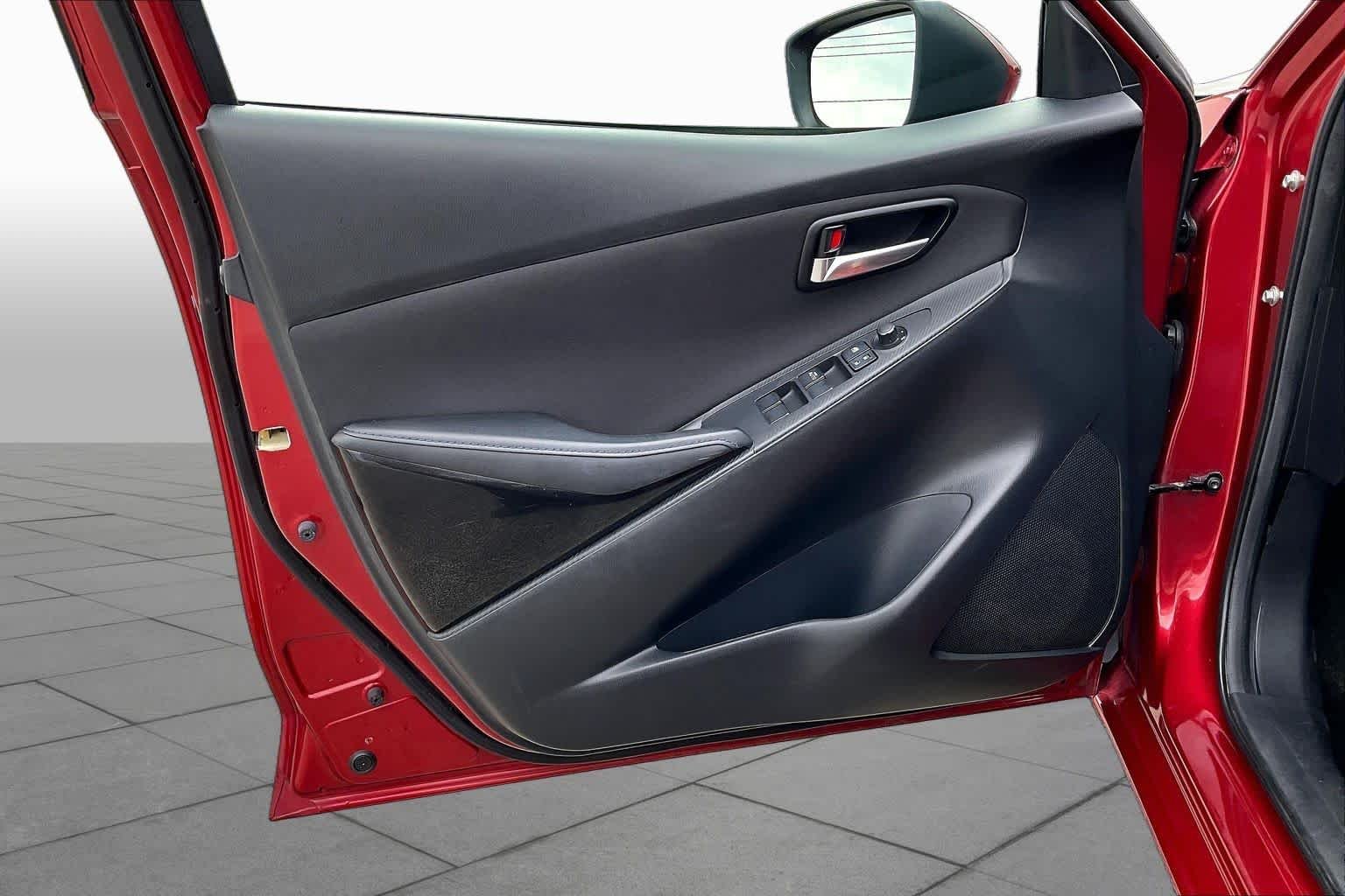 Used 2017 Pulse Toyota  image 19