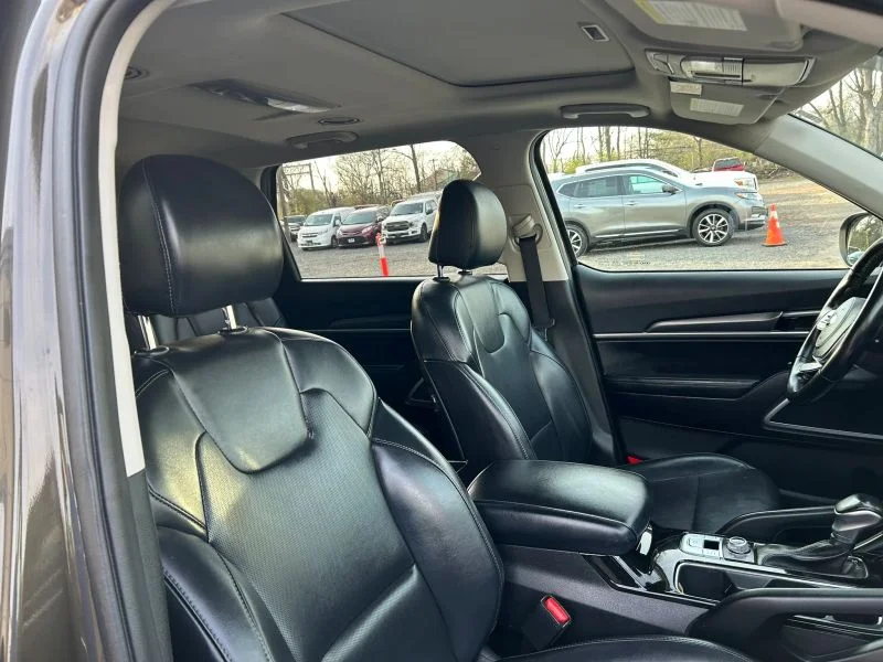 2021 Kia Telluride S - Photo 21