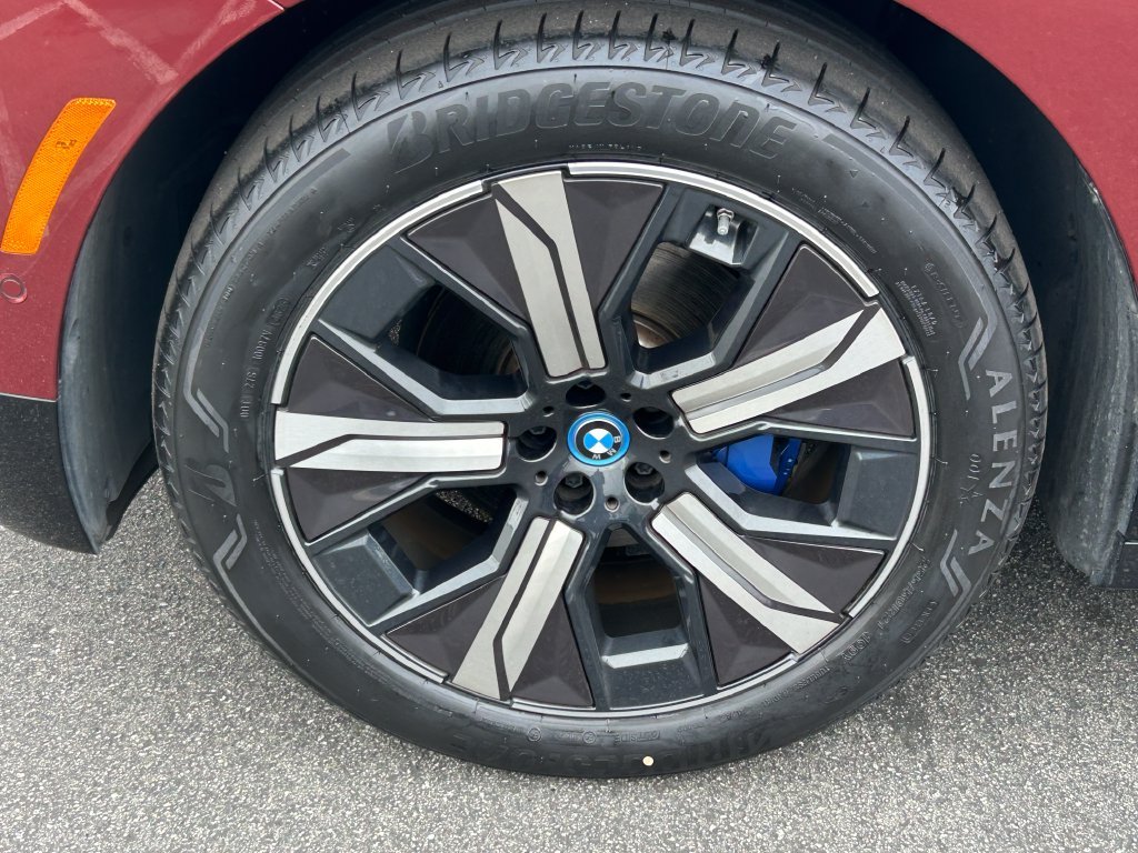 Certified Used 2024 Red Metallic BMW xDrive50 image 9