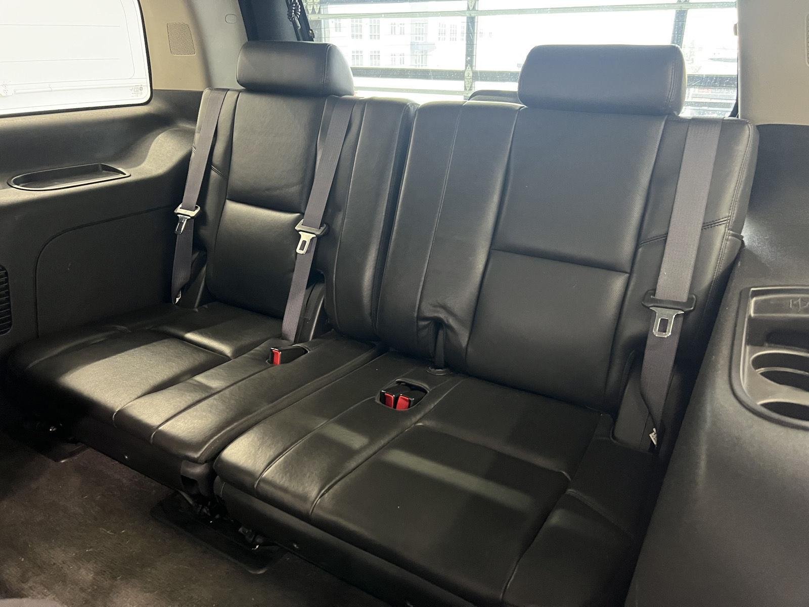 2011 GMC Yukon Denali - Photo 24