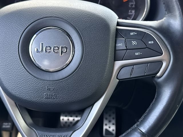 Used 2020 White Jeep Limited image 16
