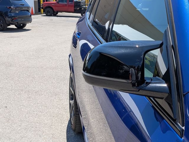 Used 2026 Blue BMW M60i image 12