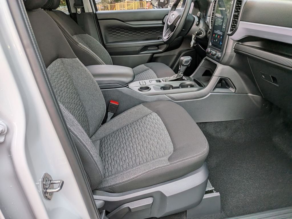 New 2026 Oxford White Ford XL image 33