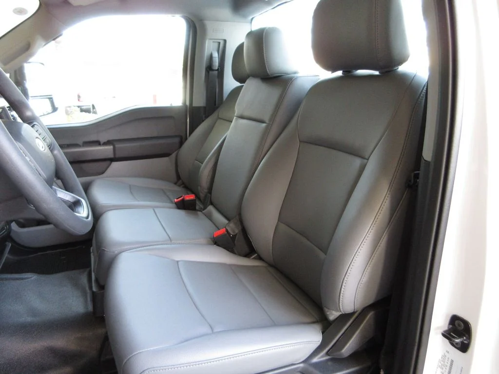 New 2026 Oxford White Ford XL image 13