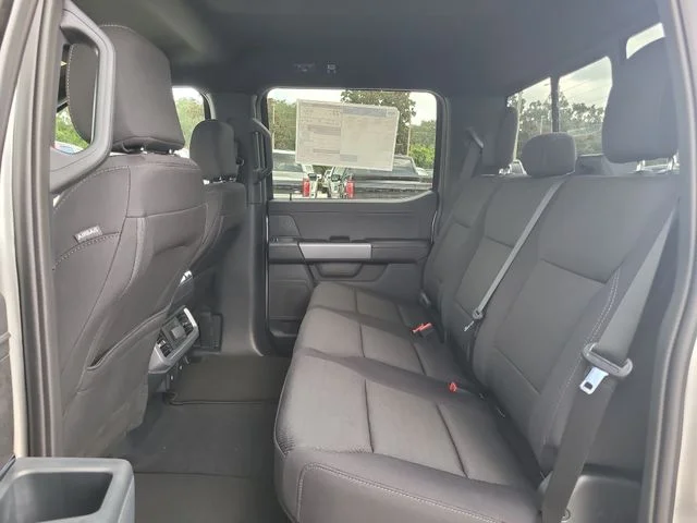 New 2026 Silver Metallic Ford XLT image 14