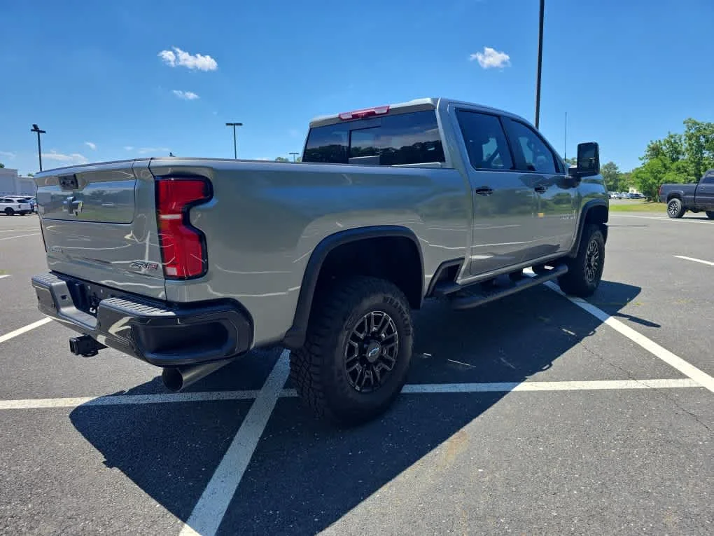 Used 2026 Sterling Gray Metallic Chevrolet ZR2 image 5
