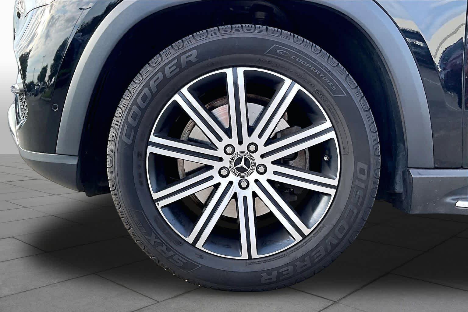 Used 2026 Black Mercedes-Benz GLE 350 image 10