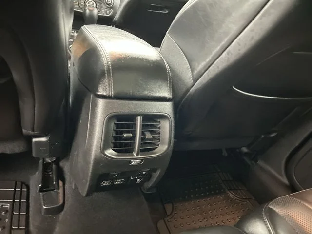Used 2021 Gray Jeep Limited image 25