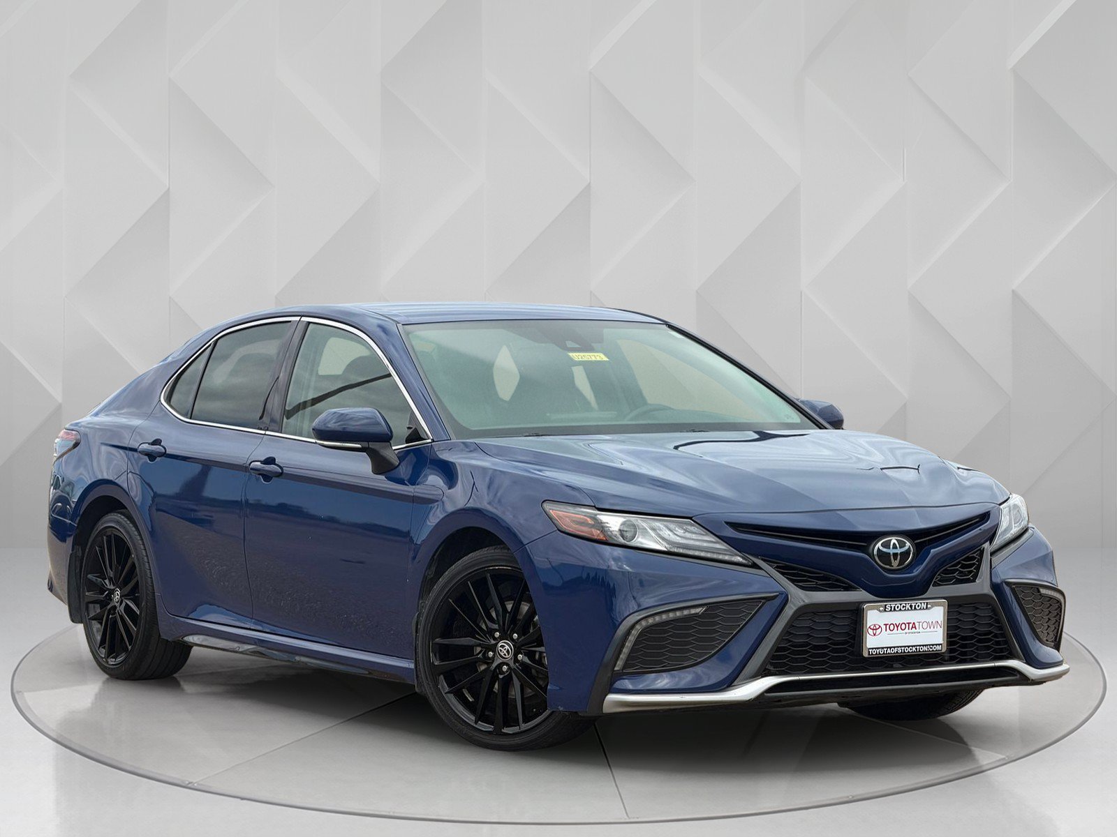 Used 2023 Reservoir Blue Toyota XSE image 6