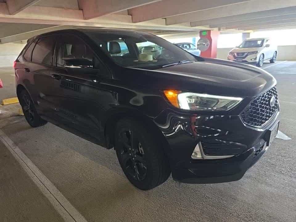 Used 2023 Agate Black Metallic Ford ST image 2