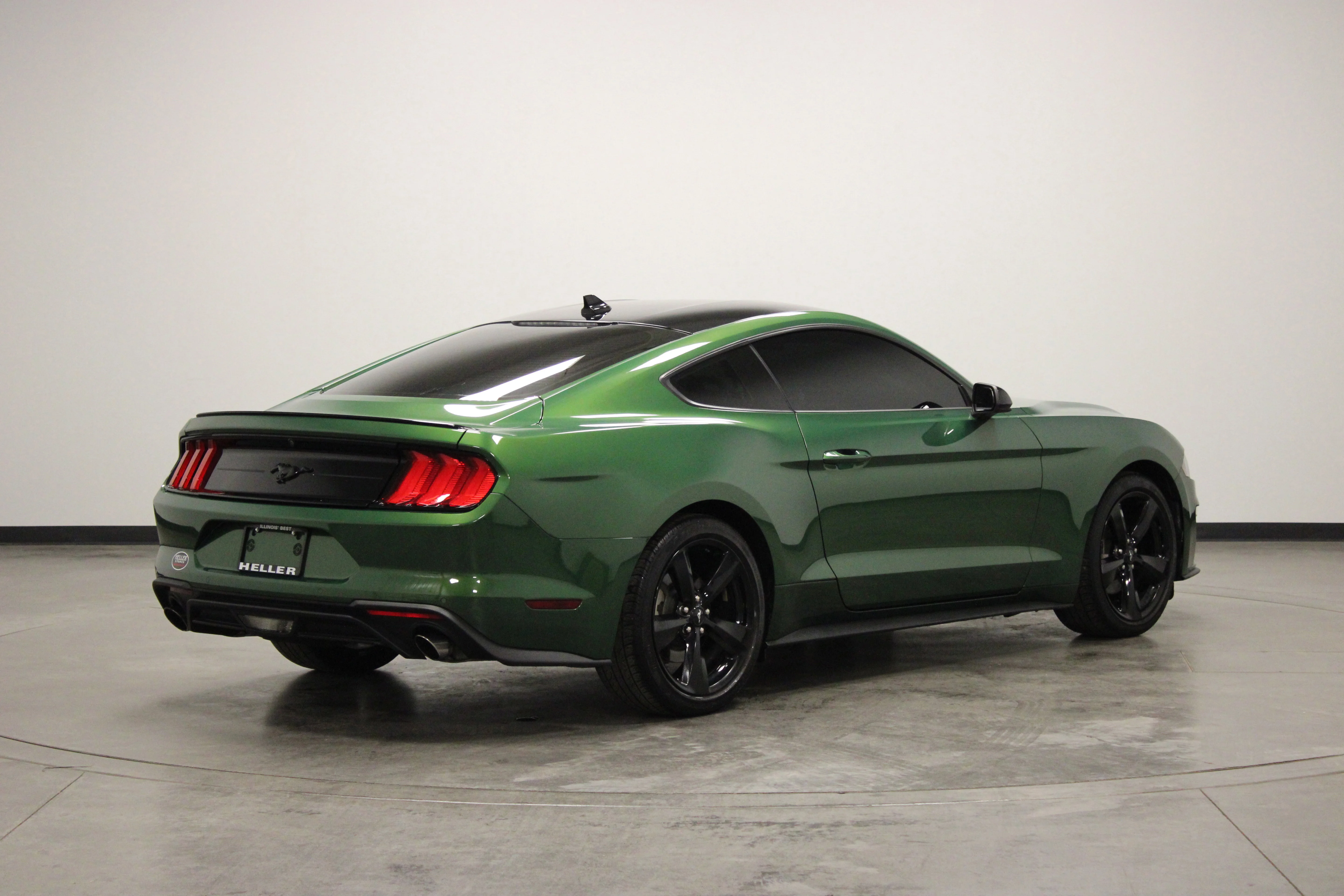 Used 2022 Green Metallic Ford EcoBoost image 8