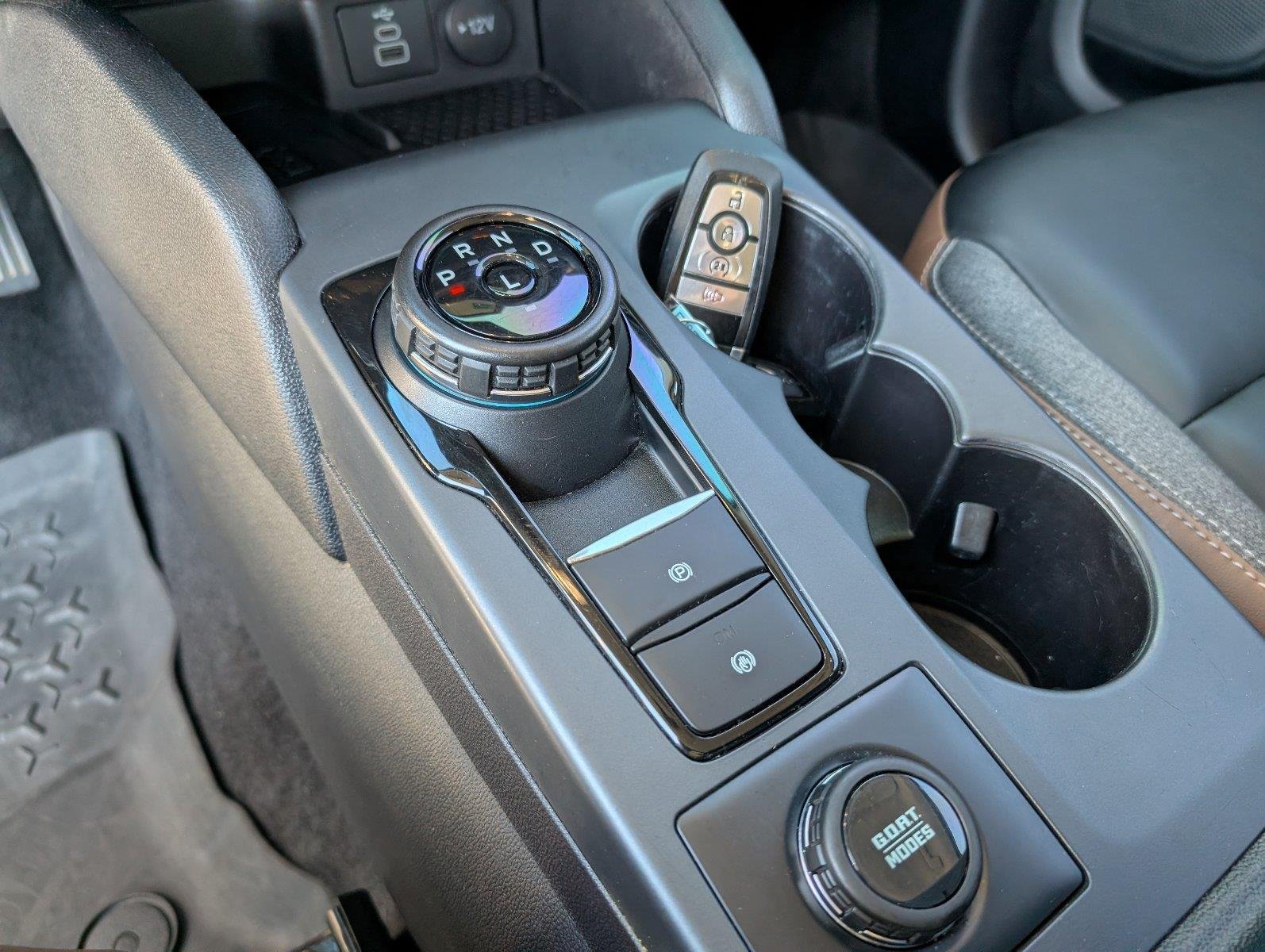 Used 2024 Oxford White Ford Outer Banks image 23