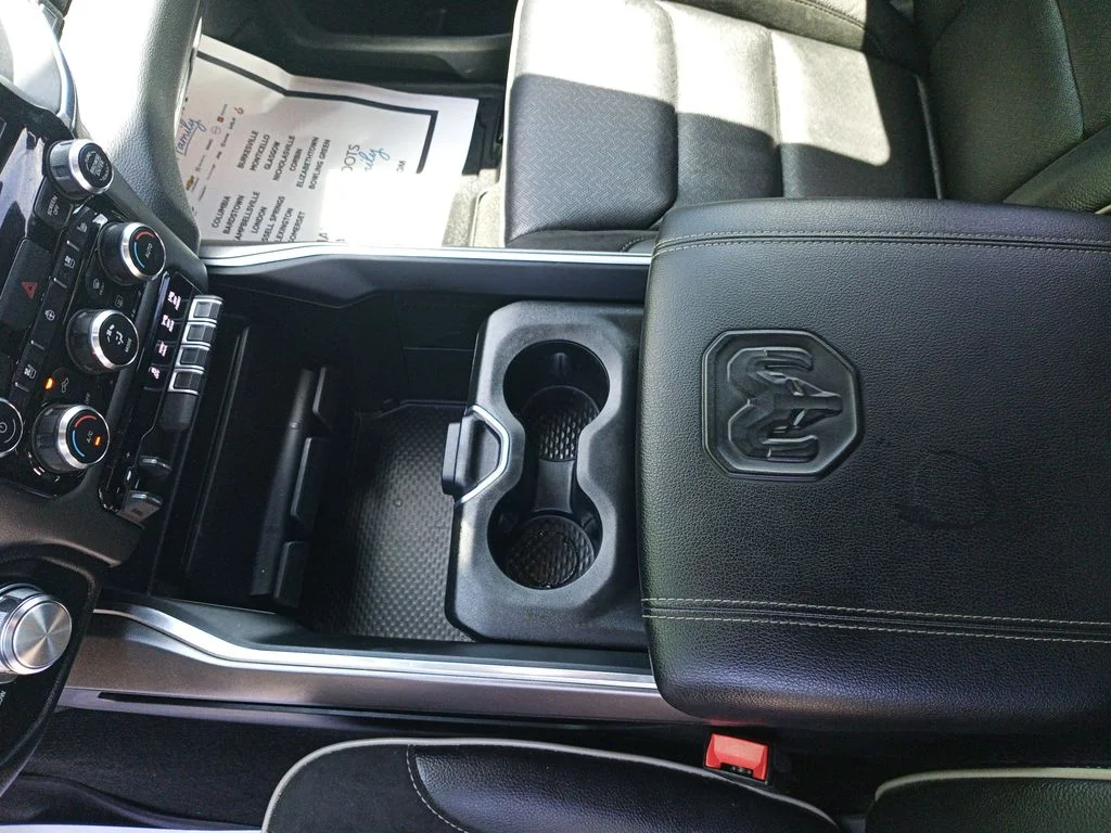 Used 2022 White Ram Laramie image 27