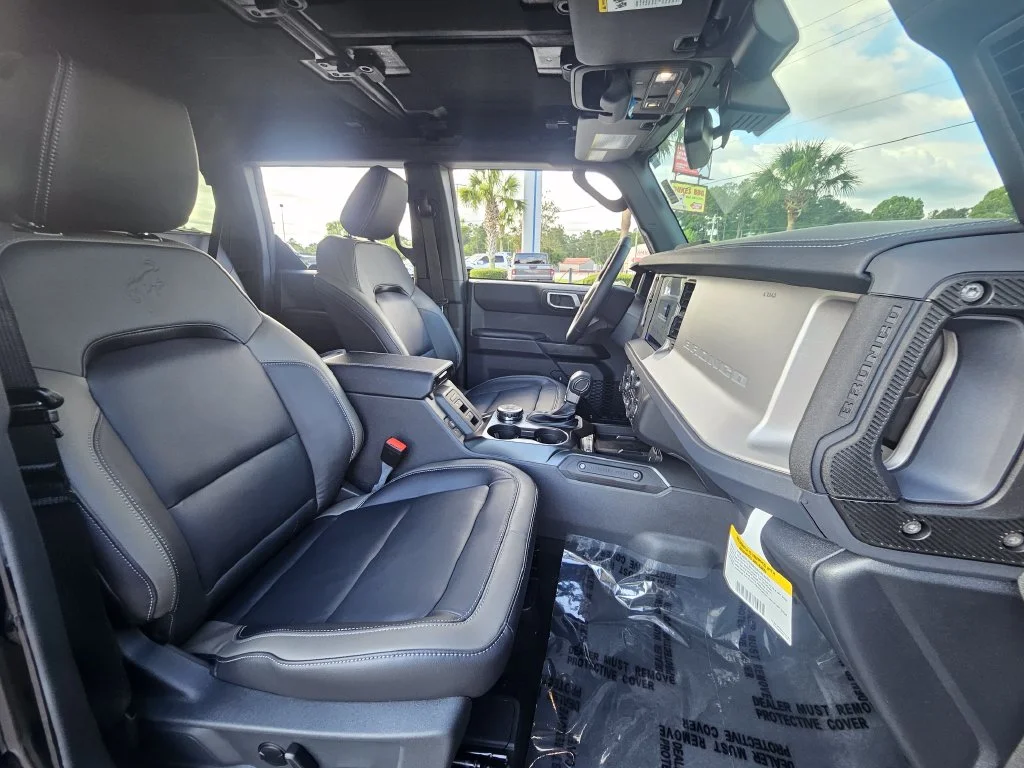 New 2026 Shadow Black Ford Outer Banks® image 26