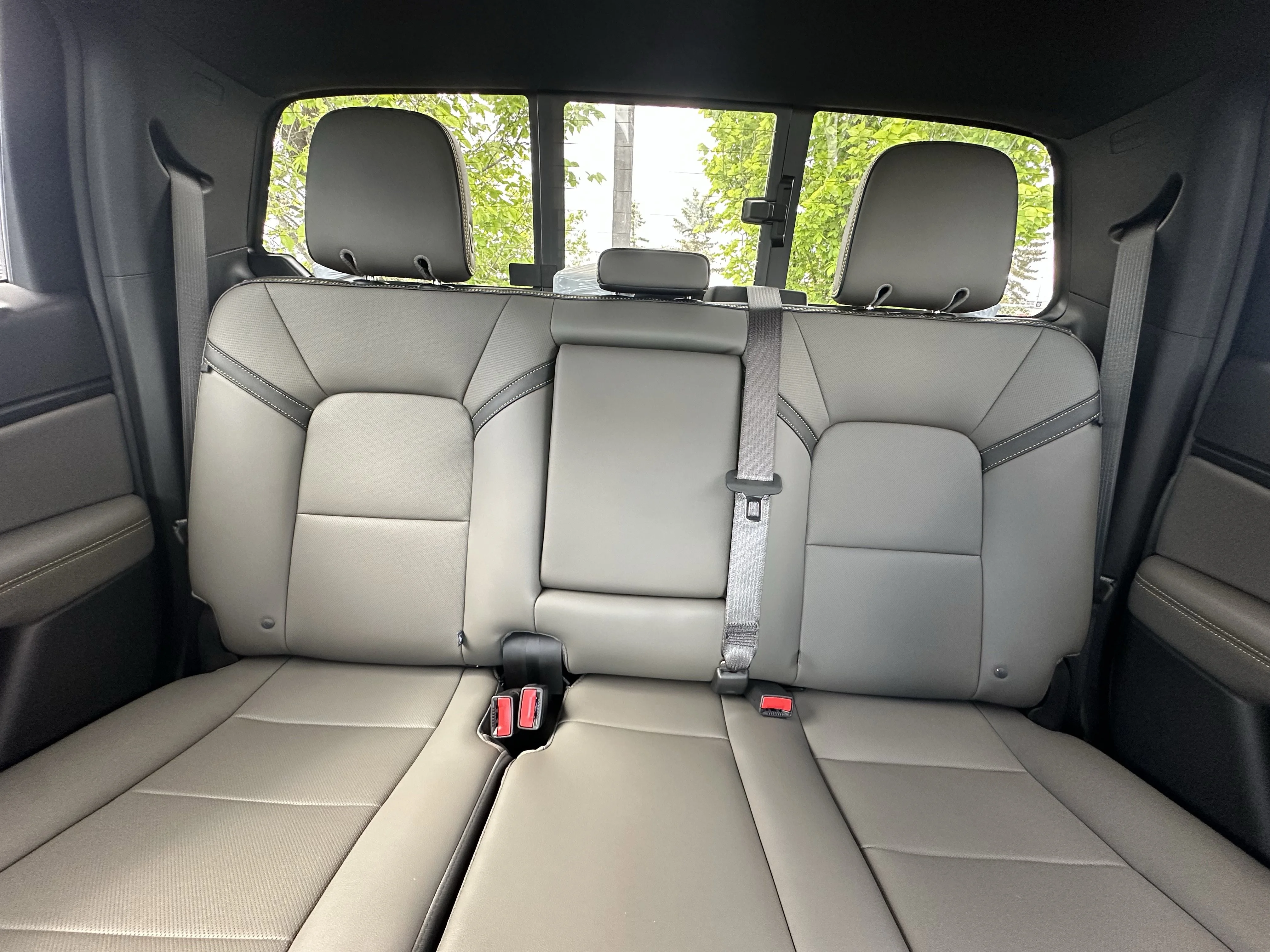 New 2026 Summit White Chevrolet 4WD ZR2 image 23