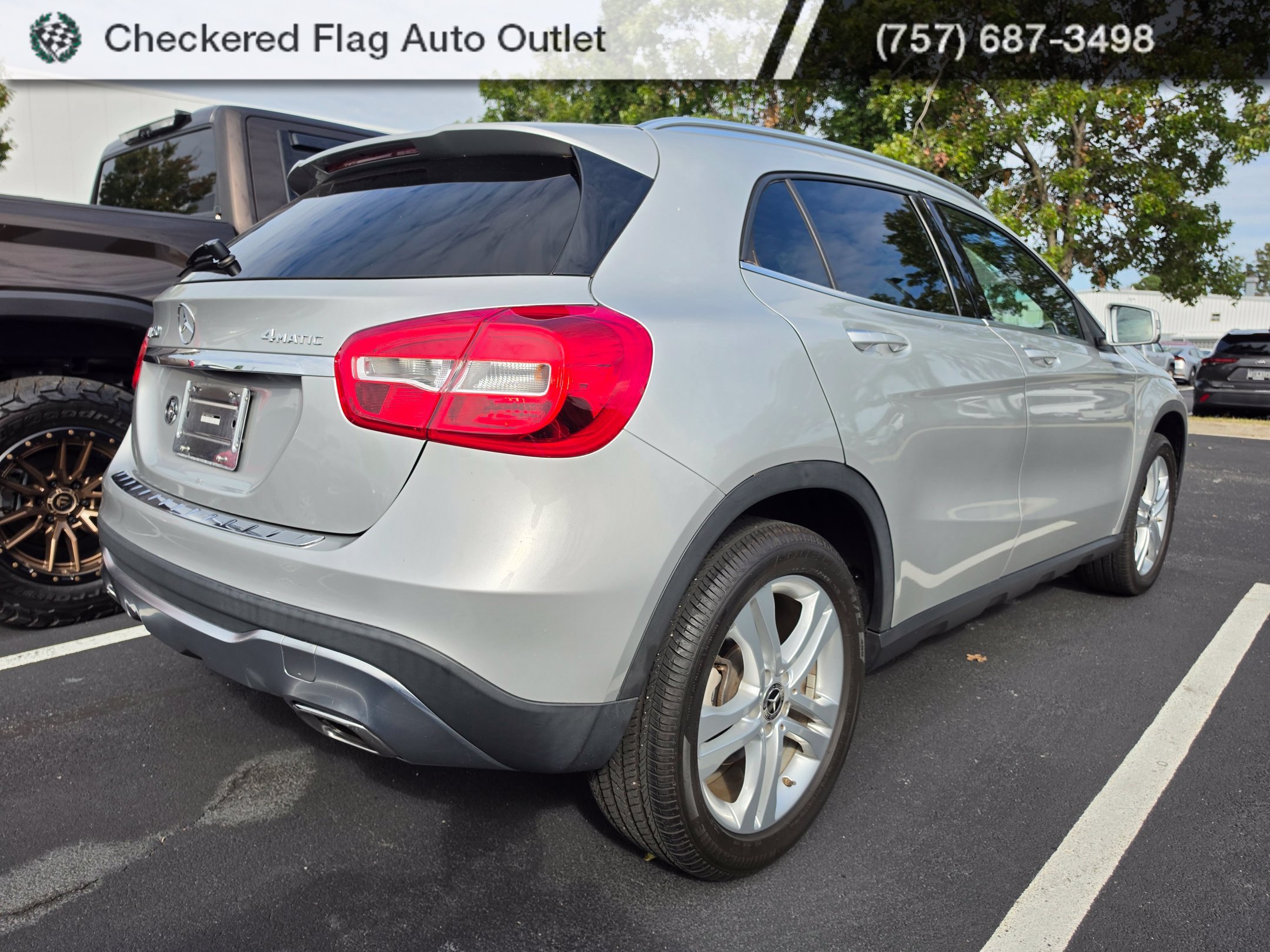 Used 2018 Polar Silver Metallic Mercedes-Benz GLA 250 image 6