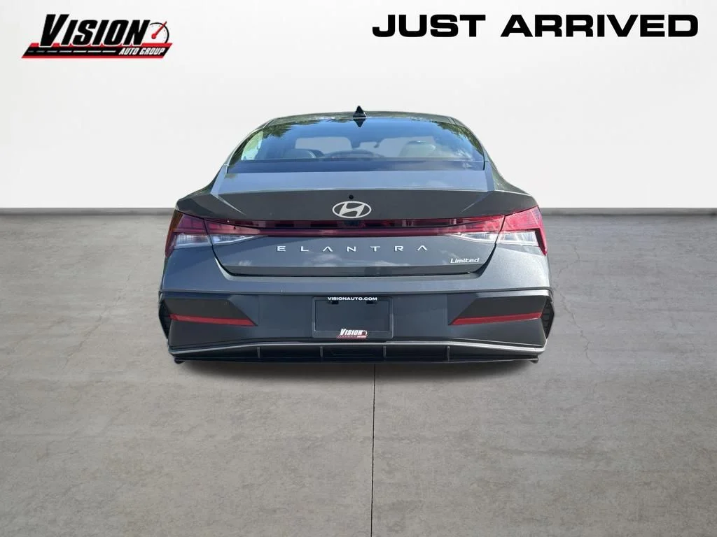 New 2026 Gray Hyundai Limited image 5