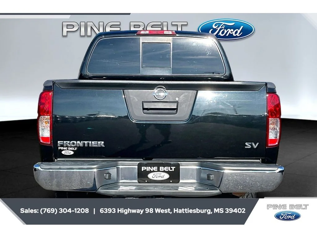 Used 2019 Magnetic Black Pearl Nissan SV image 4