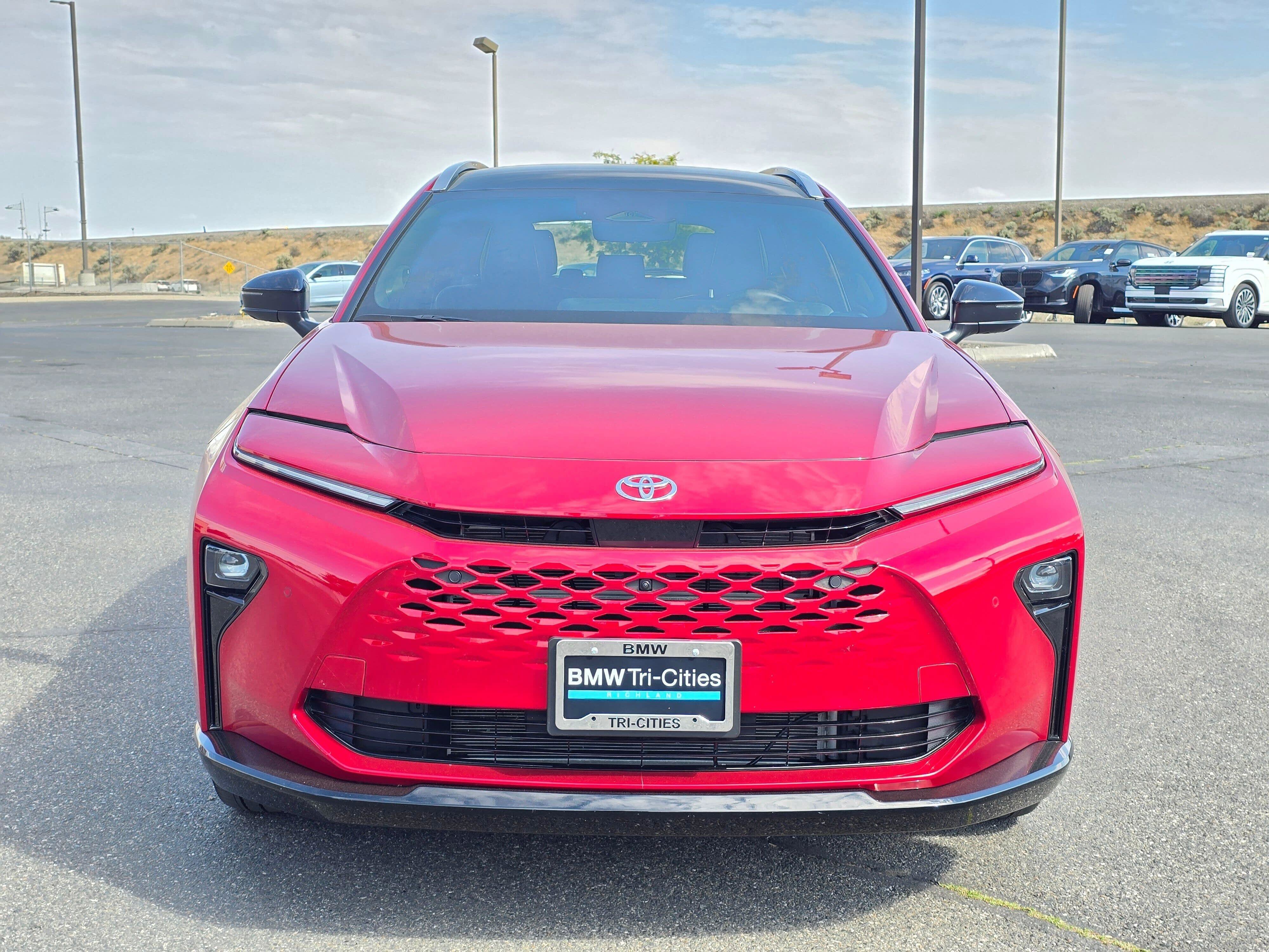 Used 2025 Finish Line Red Toyota Limited image 6