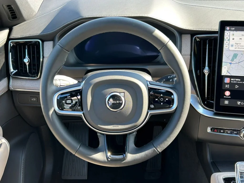 2026 Volvo XC90 Plus - Photo 24