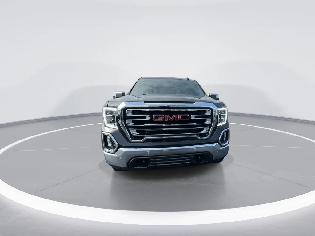 Used 2021 Black GMC SLT image 3