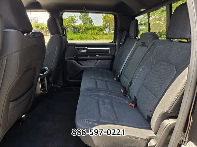 Used 2019 Diamond Black RAM BIG HORN/LONE STAR image 12