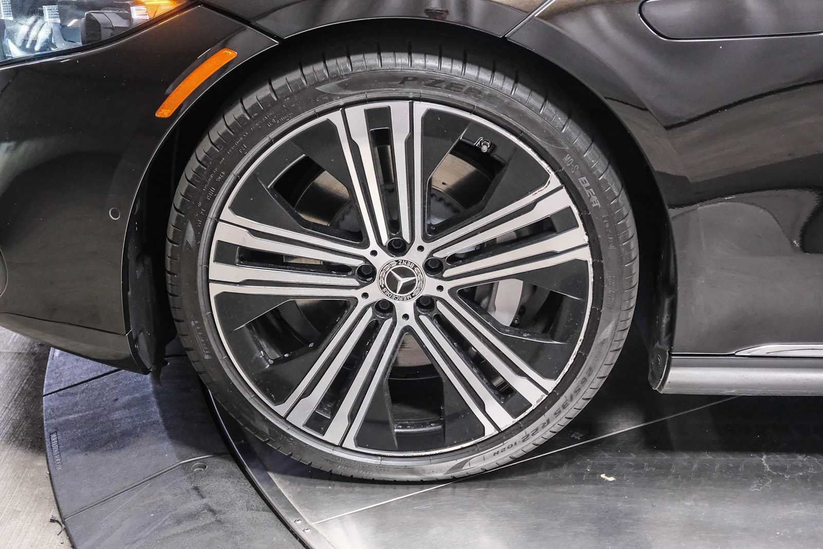 Certified Used 2022 Onyx  Black Metallic Mercedes-Benz EQS 450+ image 10
