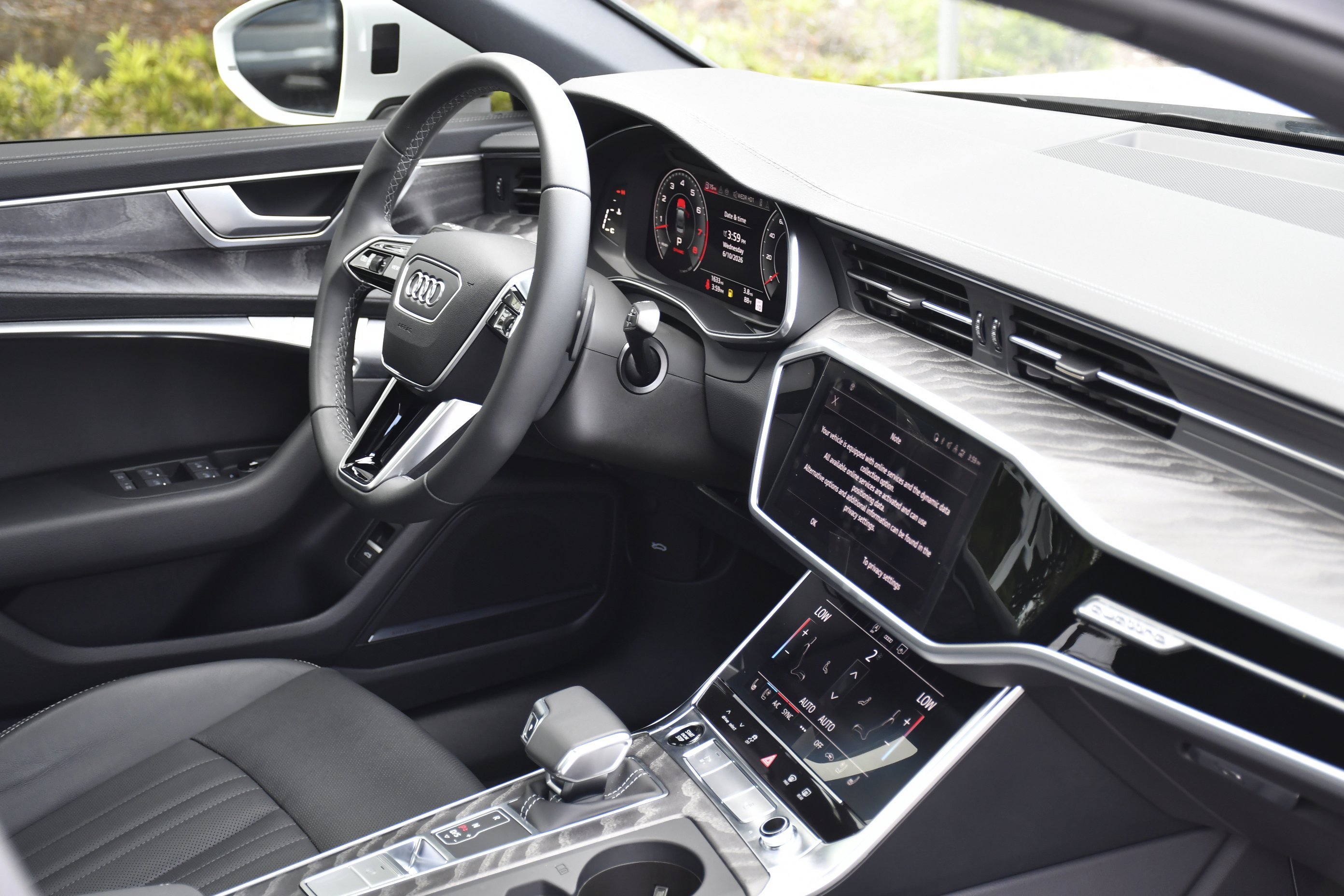 2025 Audi A6 Premium - Photo 31
