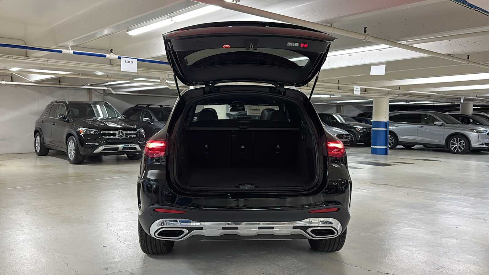 New 2026 Black Mercedes-Benz GLC 300 image 7