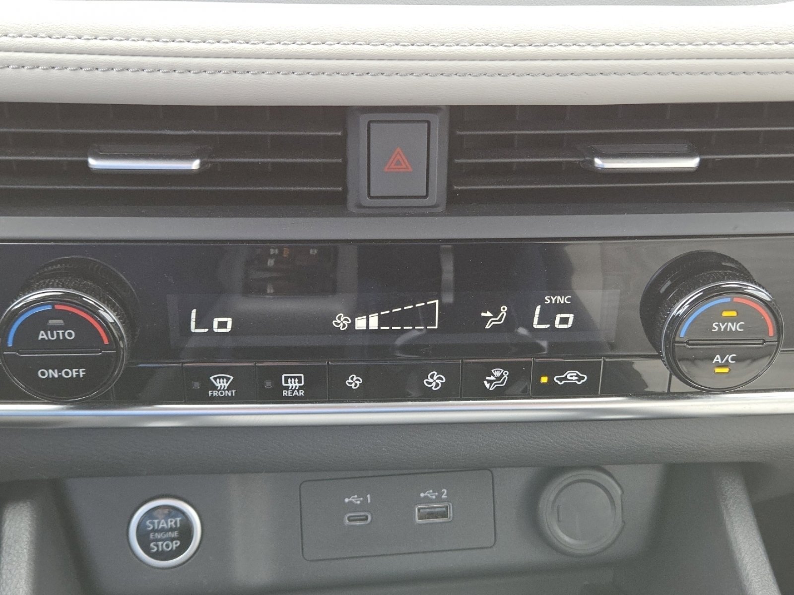 2023 Nissan Rogue SV - Photo 29