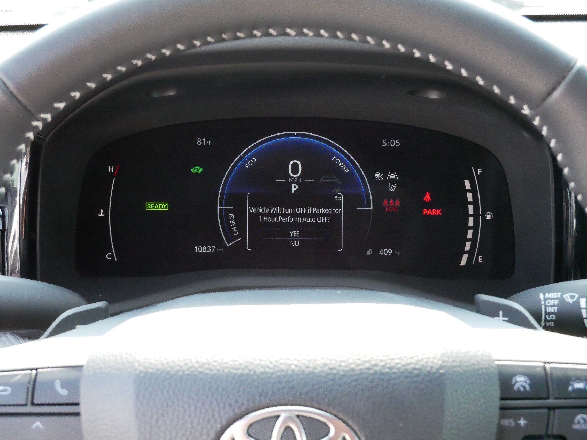 Certified Used 2025 ICE CAP Toyota SE image 21
