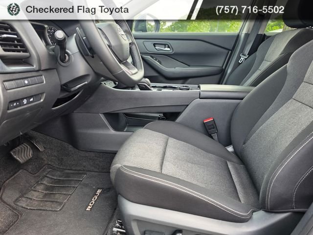 Used 2026 Super Black Nissan SV image 8