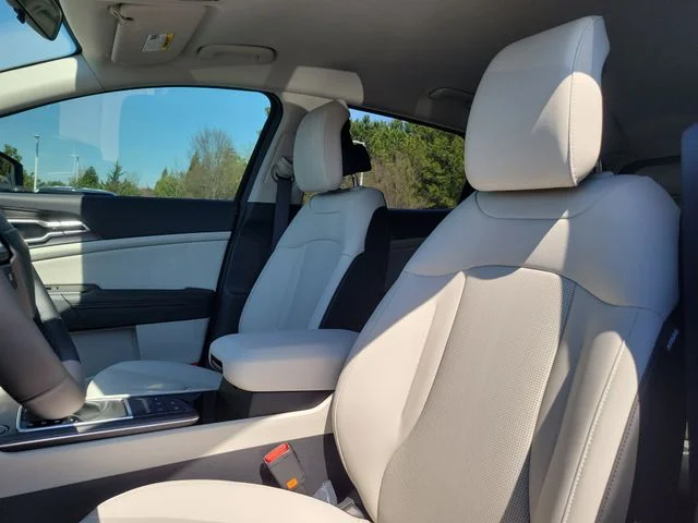 New 2026 Ebony Black Kia EX image 13