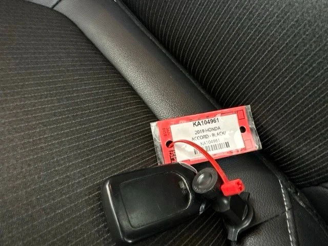 Used 2019  Honda Sport image 29