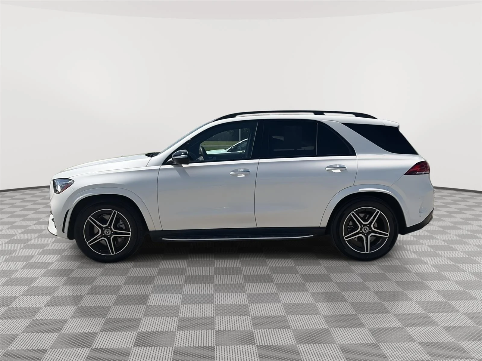 Certified Used 2023 MANUFAKTUR Diamond White Bright Mercedes-Benz GLE 450 image 6
