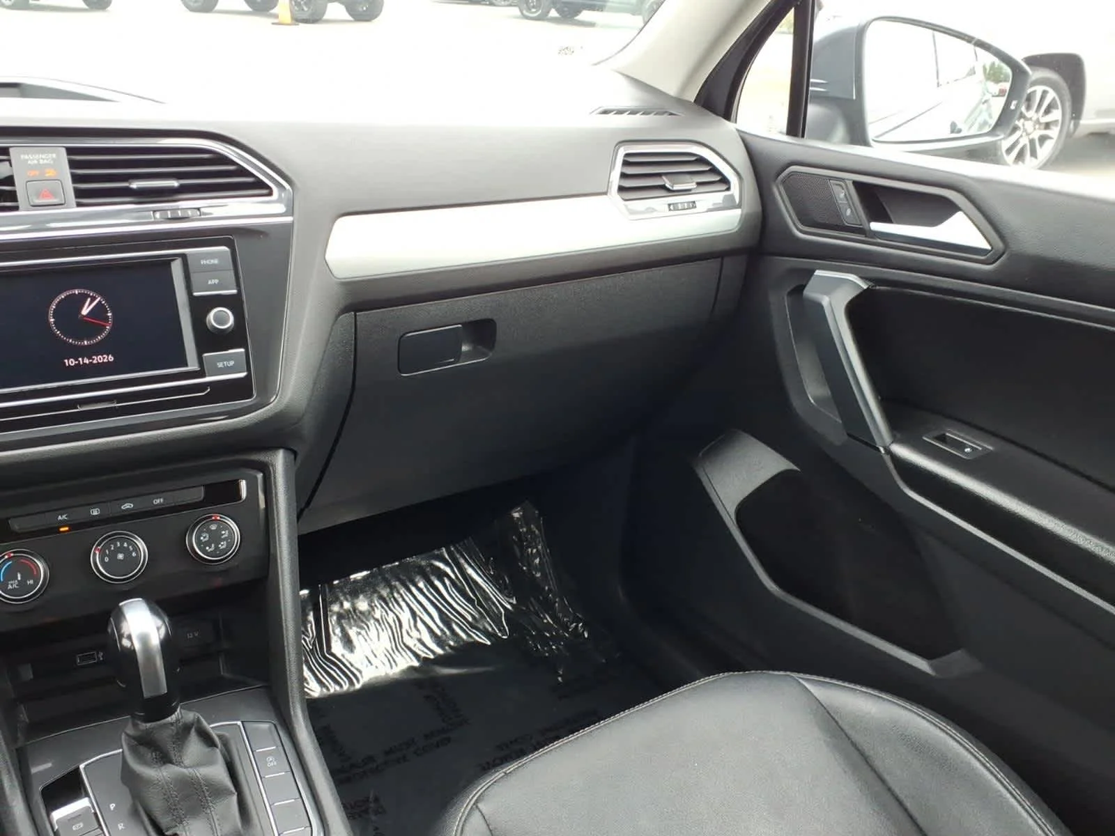 Used 2019 Platinum Gray Metallic Volkswagen S image 8