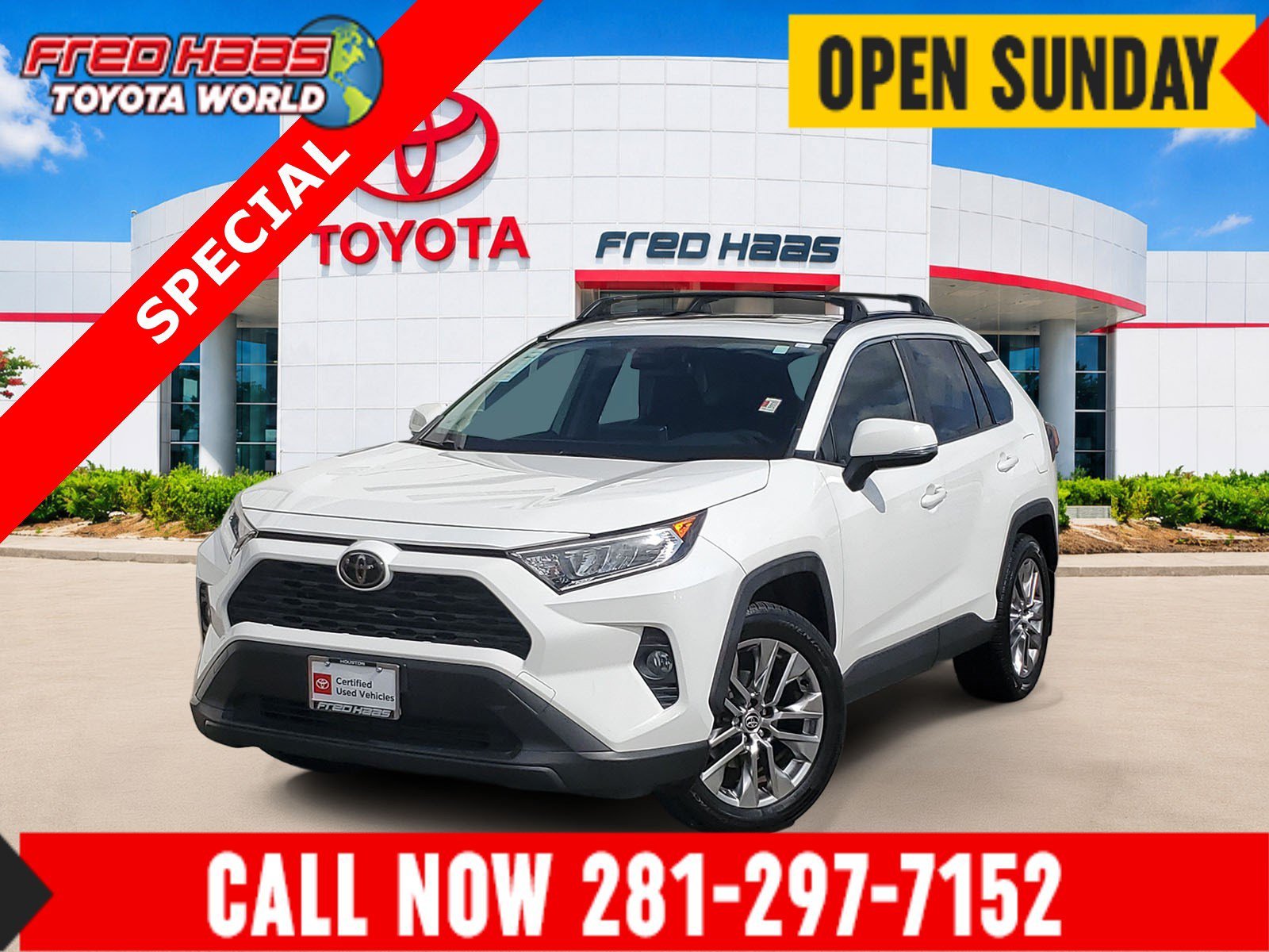 Certified Used 2020 Super White Toyota XLE Premium image 1