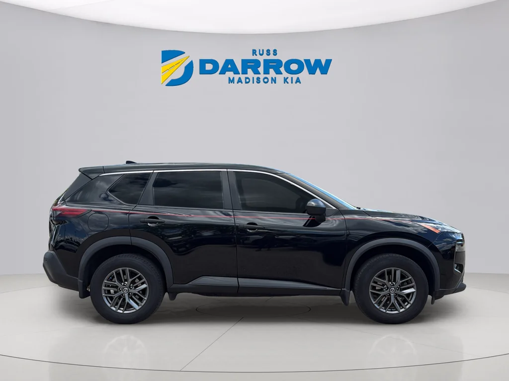 Used 2021 Super Black Nissan S image 6
