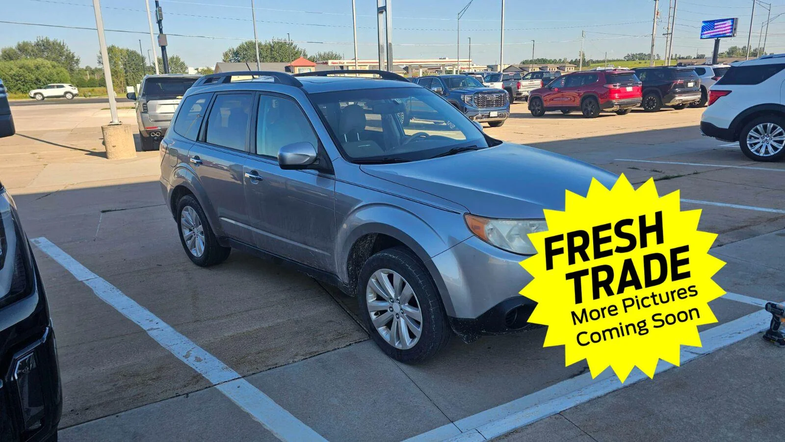 Used 2011 Silver Subaru 2.5X Premium image 3