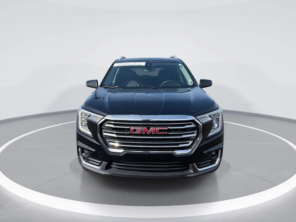 Used 2024 Black GMC SLT image 3