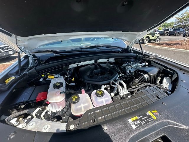 Used 2023 White Jeep Overland 4xe image 17