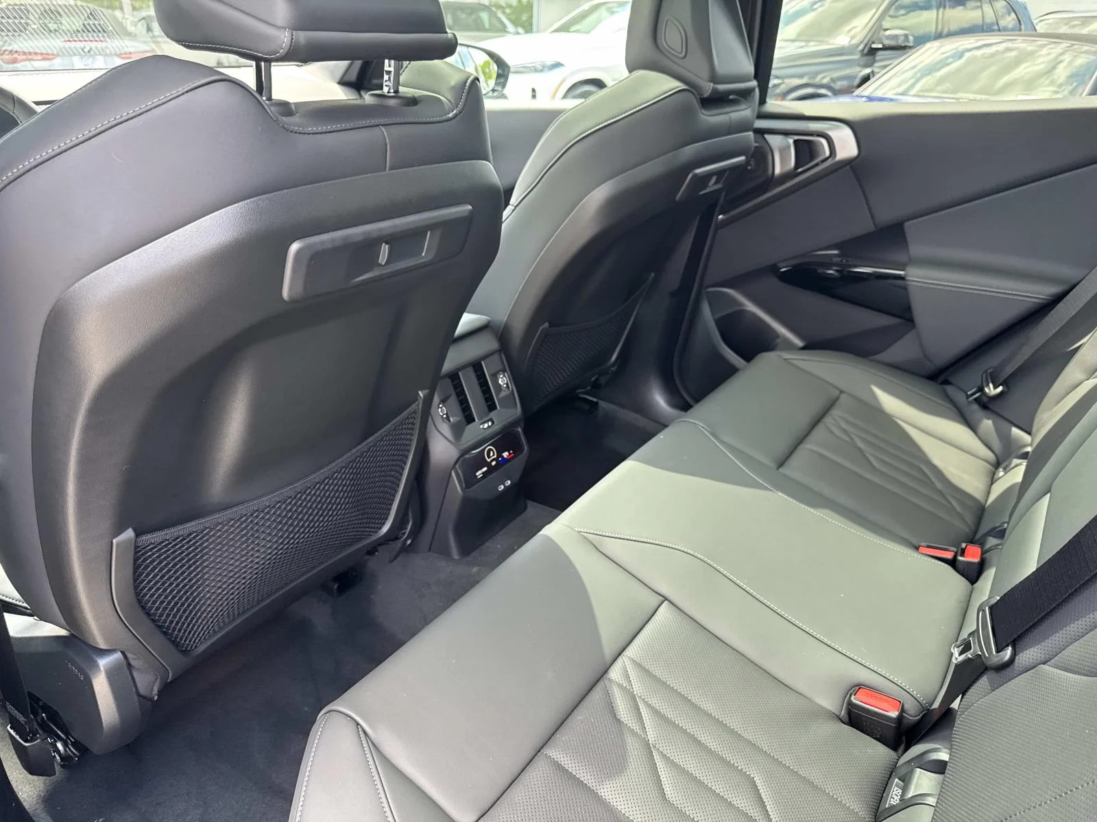 New 2026 Black Sapphire Metallic BMW 30 xDrive image 10