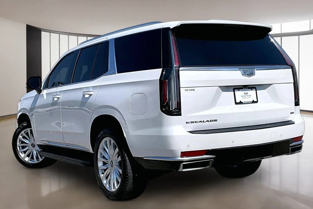 Used 2021 White Cadillac Luxury image 12