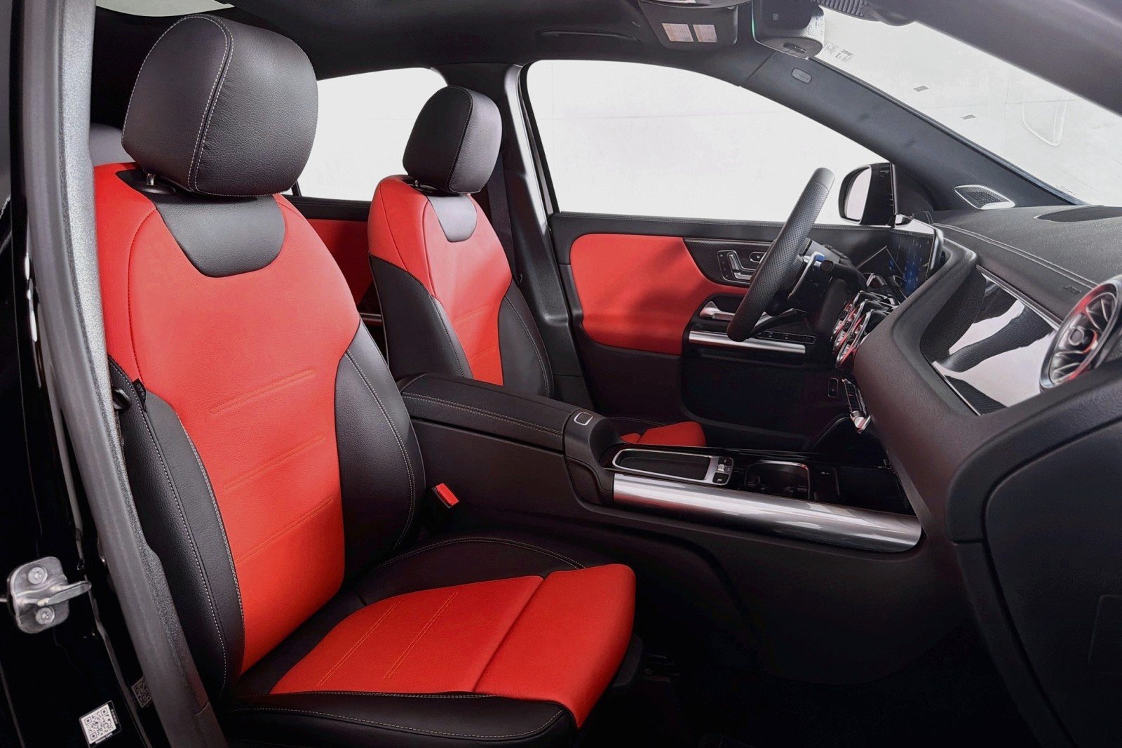 New 2026 Night Black Mercedes-Benz AMG® GLA 35 4MATIC SUV image 6