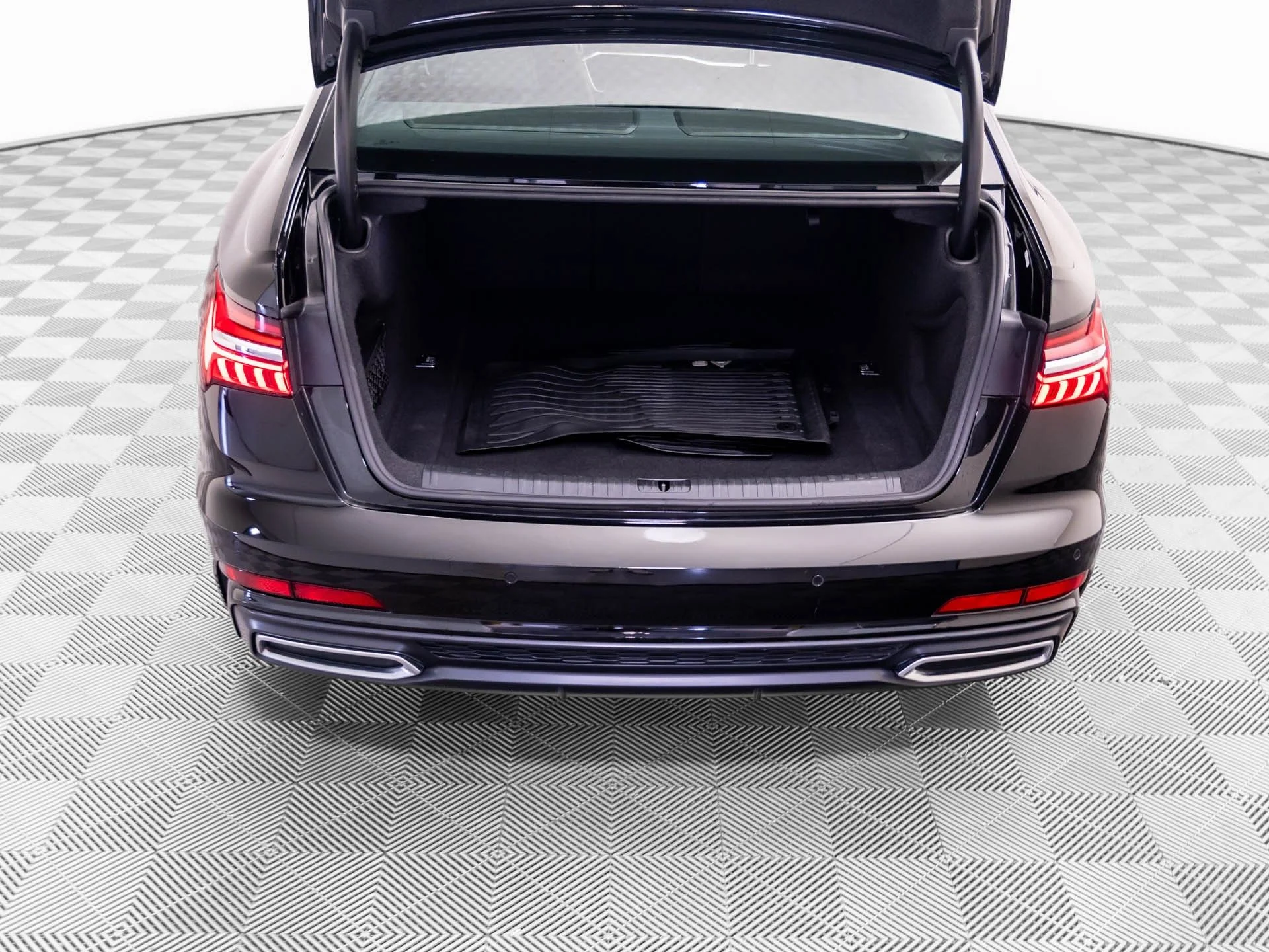 Used 2019 Black Audi 3.0T Premium Plus image 31