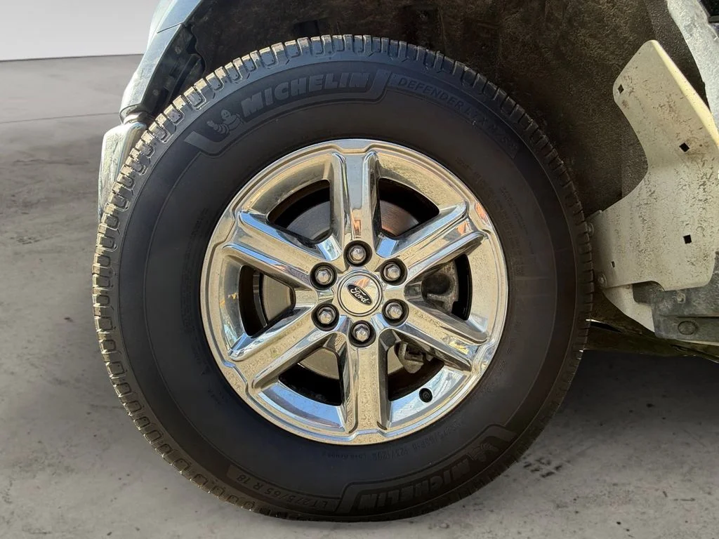 Used 2017 Black Ford XLT image 11