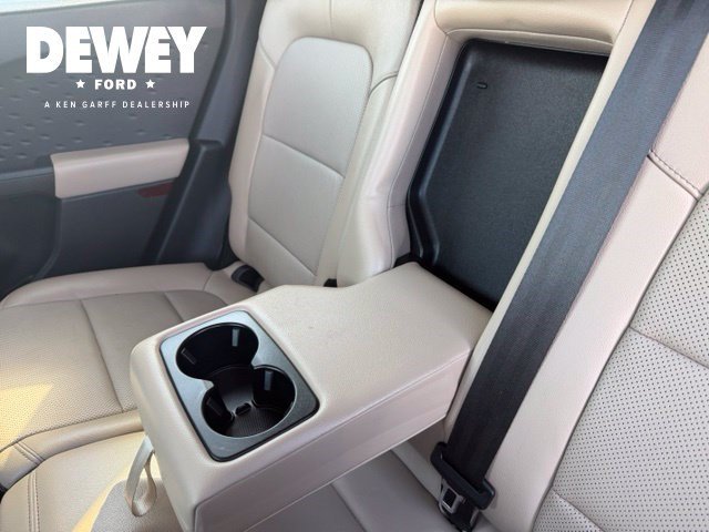 Used 2020 Magnetic Ford Titanium image 27