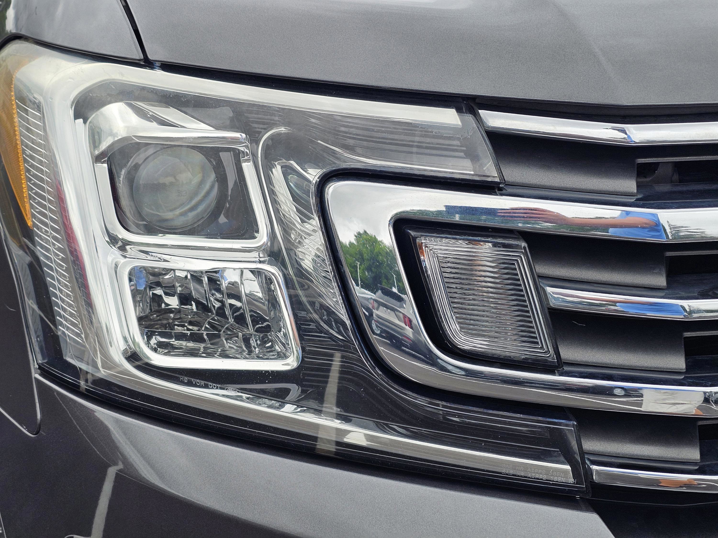 Used 2020 Magnetic Metallic Ford XLT image 4
